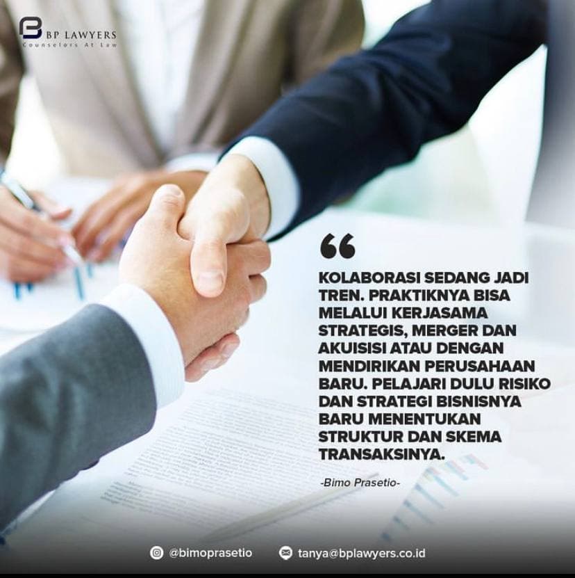 BERAKSI DENGAN KOLABORASI
