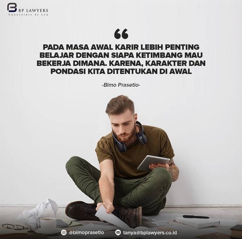 KARIR AWAL YANG MENENTUKAN