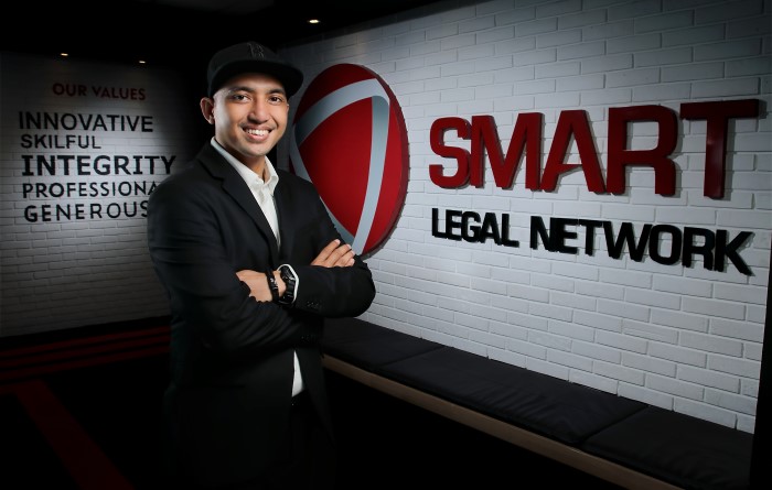 BIMO PRASETIO: LAWYER YANG MENGAWALI KARIR DARI JURNALIS HUKUM HINGGA MENJADI FOUNDER PLATFORM EDUKASI “SMARTLEGAL”